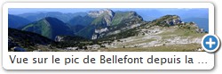 Vue sur le pic de Bellefont depuis la pPrairie sommitale de la Dent de Crolles . A droite le Mont-Blanc